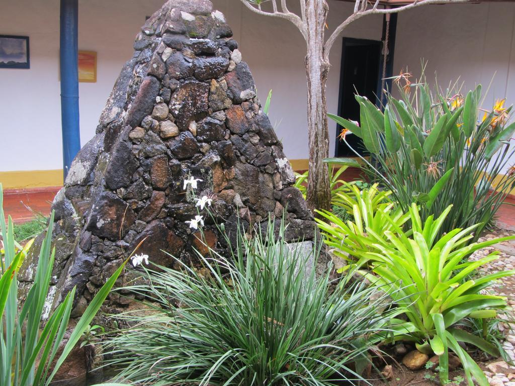 Pousada Rancho Flores Caete Bagian luar foto