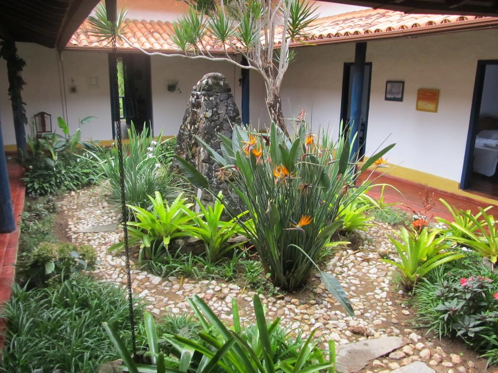 Pousada Rancho Flores Caete Bagian luar foto